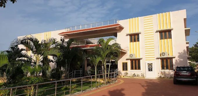 Railway Guest House.Neelakanta Sadan